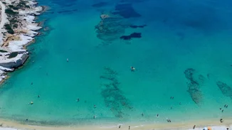 Ρωτήσαμε το ChatGPT πού να πάμε διακοπές το καλοκαίρι χωρίς να δώσουμε μια περιουσία