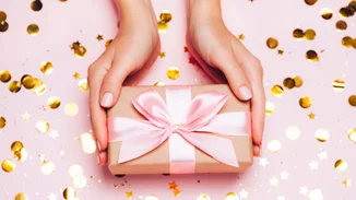 Βρήκαμε το ωραιότερο γιορτινό δώρο για τις φίλες σου και πρέπει να το προλάβεις πριν εξαντληθεί