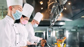 "Βραβεία Ελληνικής Κουζίνας 2021": Αυτά είναι τα εστιατόρια που ξεχώρισαν - Μεγάλος νικητής ο Λευτέρης Λαζάρου