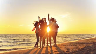 Το καλοκαίρι μου με την friends' gang, θετικά vibes, και #sunsetinaglass