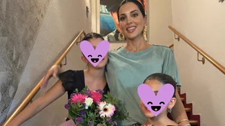 Η Σταματίνα Τσιμτσιλή είναι μία περήφανη μαμά | Παρακολούθησε τις κόρες της σε χορευτική παράσταση