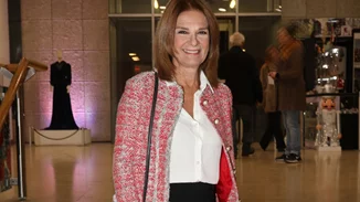 Πέγκυ Σταθακοπούλου | Η εντυπωσιακή ομοιότητα με την κούκλα κόρη της, Χριστίνα