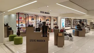 Η Steve Madden άνοιξε το νέο της corner στο Attica City Link