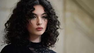 Deva Cassel, στα χνάρια της υπέροχης Monica Bellucci