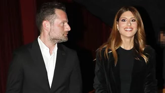 Ανθή Σαλαγκούδη | Ο Κοσμάς Κουμιανός τη φωτογράφησε στο ηλιοβασίλεμα στους Παξούς