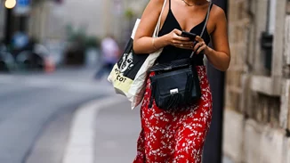 Βρήκαμε στην Oysho τη φούστα με την οποία θα ταξιδέψεις χωρίς φόβο