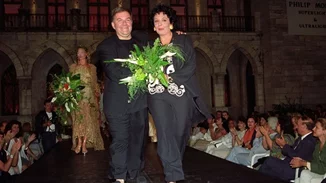 30 χρόνια πριν- Όταν η Λιάνα Κανέλλη έκανε πασαρέλα για τον Μιχάλη Ασλάνη