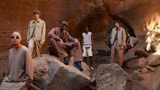 Τα διαχρονικά κομμάτια που αξίζει να αποκτήσεις από την genderless Origins συλλογή της Zara