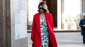 Πρόκειται να γίνεις νονά; | 10 φορέματα από ελληνικά brands που μπορείς να φορέσεις στη βάφτιση