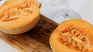 Ενυδάτωση το καλοκαίρι | 12 υπερενυδατικές τροφές που είναι ιδανικές για τις πολύ ζεστές μέρες