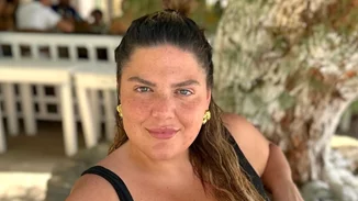 Τέλος τα μακριά μαλλιά για την Δανάη Μπάρκα | Το φρέσκο κούρεμα που υιοθέτησε