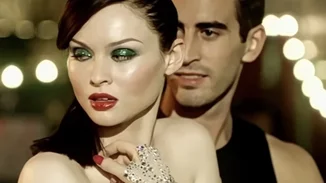 Το Murder On The Dancefloor και 9 ακόμη early 00s τραγούδια που θέλουμε να ακούσουμε ξανά