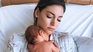 Η Αθηνά Οικονομάκου μέσα στο μαιευτήριο | Η ιδιαίτερη ανάρτησή της