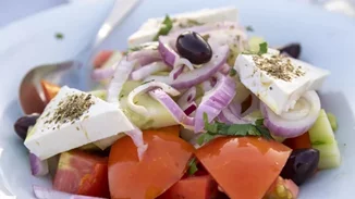 Μηδενικά σάκχαρα, πλούσιο σε πρωτεΐνη | Ανακάλυψε τον κόσμο και τα οφέλη του κατσικίσιου τυριού