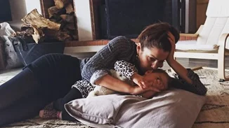 Κλέλια Ρένεση | "Τρία χρόνια μάνα! Και τα στραβά μου συγχωρέστε μου…"