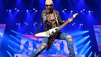 Οι Scorpions άλλαξαν τους στίχους του "Wind Of Change" επειδή "ρομαντικοποιούν τη Ρωσία"