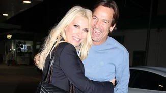 Ελένη Μενεγάκη | Μας δείχνει τι την συντροφεύει το καλοκαίρι (pic)