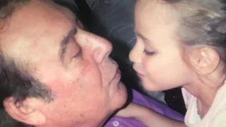 "Σ' αγαπώ πολύ" | H Μαρία Βοσκοπούλου αποχαιρετά τον πατέρα της με την πιο συγκινητική ανάρτηση