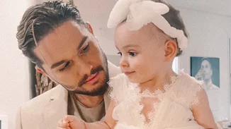 Χρήστος Μάστορας | Η βαφτιστήρα του, Σοφία Πετρούνια είχε γενέθλια - Η τρυφερή φωτογραφία και η παραμυθένια διακόσμηση του party