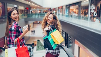 Πρεμιέρα σήμερα για τις χειμερινές εκπτώσεις - Ποια Κυριακή θα είναι ανοιχτά τα καταστήματα