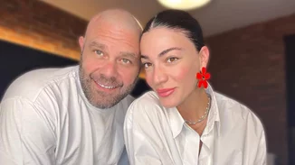 Ήβη Αδάμου | Οι τρυφερές ευχές και το φιλί στο Μιχάλη Κουινέλη για τα γενέθλιά του "Να σε χαιρόμαστε αγάπη της ζωής μου"