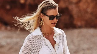 MED SS' 24 | Η Μαίρη Βυτίναρος είναι το πρόσωπο της ανοιξιάτικης και καλοκαιρινής καμπάνιας του brand