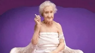 "Ποτέ δε φοράω μάσκαρα, συχνά γελάω μέχρι δακρύων" | Οι κανόνες της γηραιότερης γυναίκας στην ιστορία