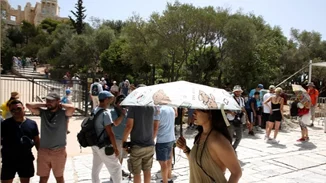 Κλειστή η Ακρόπολη 12:00 - 17:00 λόγω καύσωνα