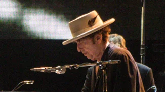 Bob Dylan | Πρωταγωνιστεί στη νέα καμπάνια του οίκου μόδας Celine