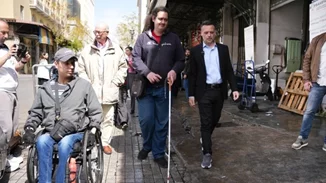 "Περίπατος" προσβασιμότητας στο εμπορικό τρίγωνο από τον δήμο Αθηναίων