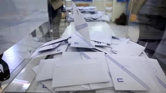 Αυτοδιοικητικές εκλογές | Οι γυναίκες, οι αιώνιοι έφηβοι και οι ανέμελοι