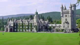 Κάστρο Balmoral | Εμβληματικά γεγονότα που εκτυλίχθηκαν μέσα σε αυτό πριν τον θάνατο της βασίλισσας Ελισάβετ