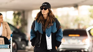 Υπάρχει ένα αξεσουάρ που φορούν όλες οι fashionistas τον χειμώνα | Θα το βρεις στη ντουλάπα του συντρόφου σου