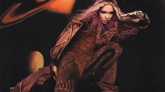 H Grimes ενθαρρύνει για διασκευές της μουσικής της με AI