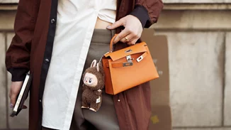 LABUBU | Μπορεί ένα λούτρινο από το Χονγκ Κονγκ να γίνει το απόλυτο fashion αξεσουάρ;