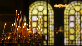 Σοκ στη Μονή Πετράκη | Ιερέας έριξε βιτριόλι σε 6 Μητροπολίτες