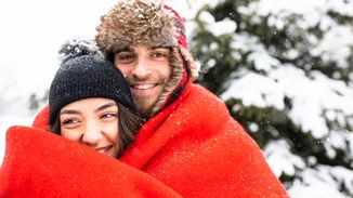 Cuffing | Πώς το κρύο επηρεάζει την ερωτική σου ζωή