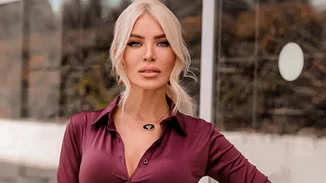 Η Κατερίνα Καινούργιου φόρεσε την ιδανική mini φούστα για το φθινόπωρο που κοστίζει μόλις 20 ευρώ