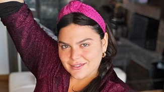 "Αν ήξερες πόσα θέλω να σου πω"