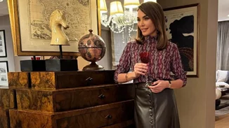 Τατιάνα Στεφανίδου | Chic στο αρχοντικό σαλόνι της