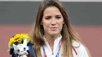 Η Ολυμπιονίκης Μαρία Αντρέιτσικ δημοπρατεί το ασημένιο της μετάλλιο για να σώσει τη ζωή ενός παιδιού