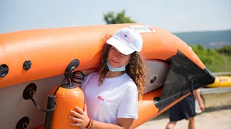 Η Βίκος συμβάλλει στον καθαρισμό της ηπειρωτικής ακτογραμμής από το πλαστικό