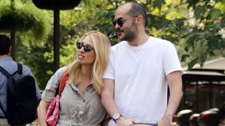 Γενέθλια για τον Στέλιο Μανουσάκη | Η τούρτα έκπληξη από τη Μαρία Ηλιάκη (pics, vid)