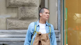 Σωτήρης Κοντιζάς | Παίζει monopoly με τα παιδιά του φορώντας το τέλειο "ugly sweater"