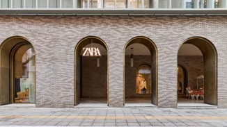 Η Ζara αποκαλύπτει το νέο της κατάστημα στο εμβληματικό κτήριο του Μινιόν στην Αθήνα