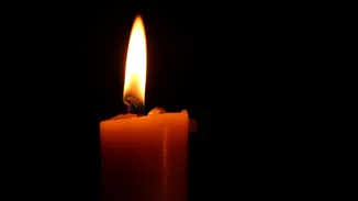 Πάρος | Θρήνος για τον θάνατο 18χρονης - Το συγκινητικό "αντίο" καθηγήτριάς της