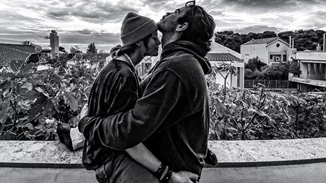 "Ζήσαμε τον έρωτά μας, θεωρώ γελοίο που όλη η Ελλάδα ασχολήθηκε με δυο παιδιά"