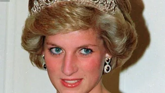 Γάλλος πυροσβέστης αποκαλύπτει τα τελευταία λόγια της πριγκίπισσας Diana.