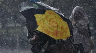 Καιρός: Τοπικές βροχές και καταιγίδες σήμερα - Έρχεται άνοδος της θερμοκρασίας