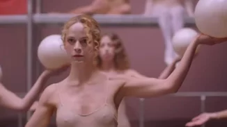 Έλλη Τρίγγου | Η εμφάνιση με nude κορμάκι που εκπροσώπησε την Ελλάδα στην Eurovision το 2019